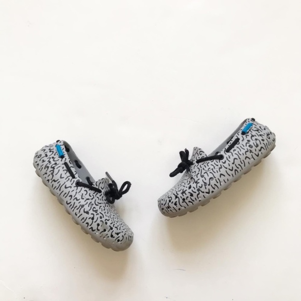 People gray confetti water loafers GUC size 11